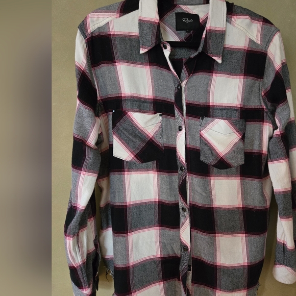 Rails | Leo White Midnight Magenta Frayed Hem Snap Button Flannel Shirt, Size L - Picture 4 of 10